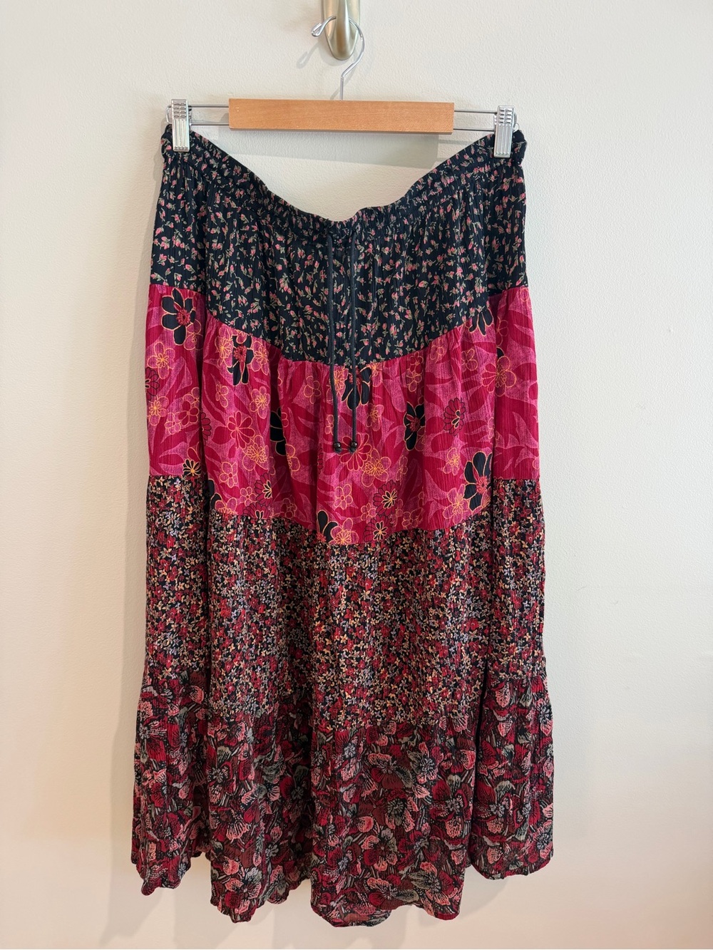 Sag Harbour Vintage Bohemian Tiered Floral Maxi Skirt 100% Cotton